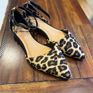 Crown Vintage leopard cow hair pointy toe flats